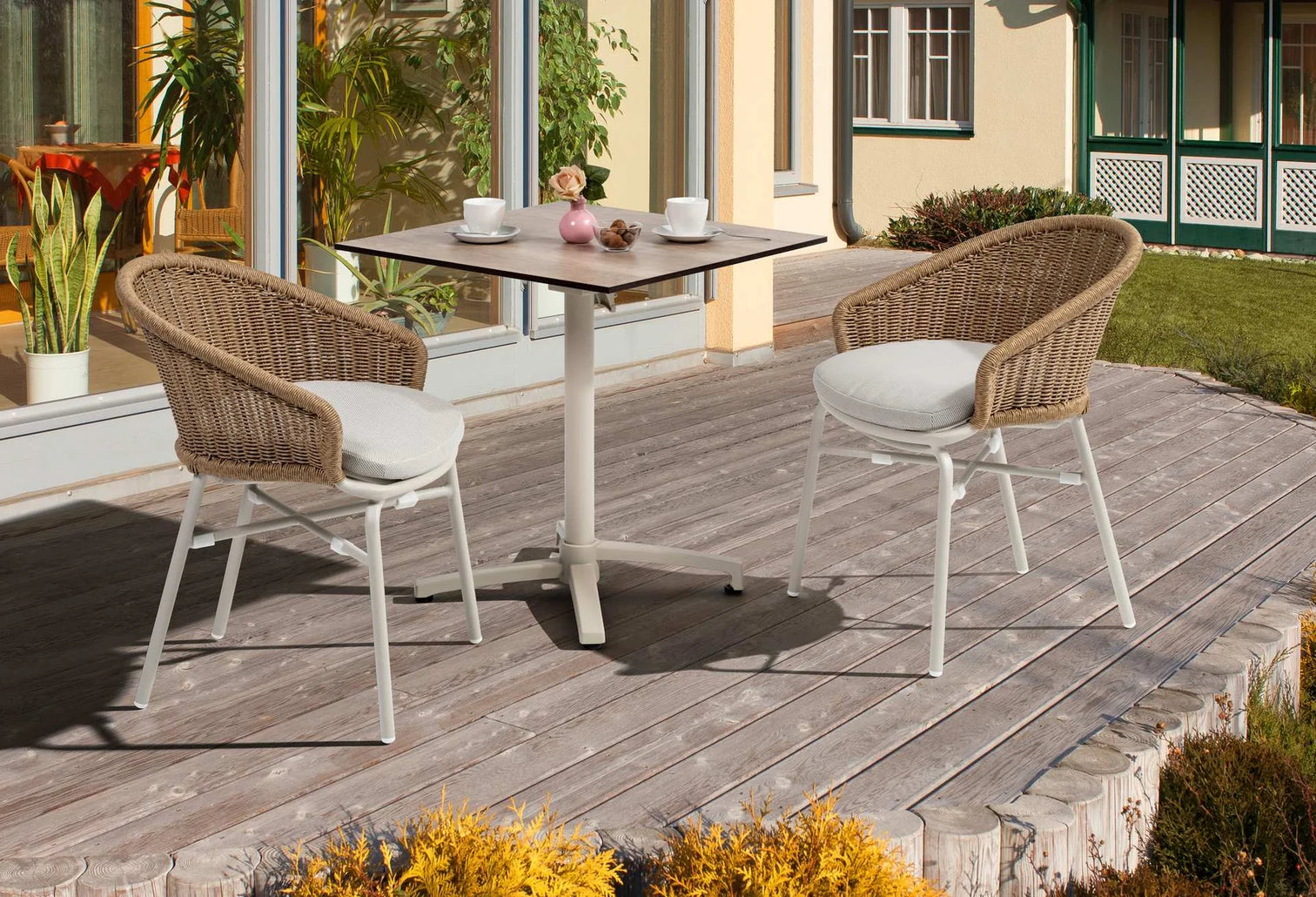 
Premium Outdoor Chair "Venice" with Armrests - Ivory/Natural