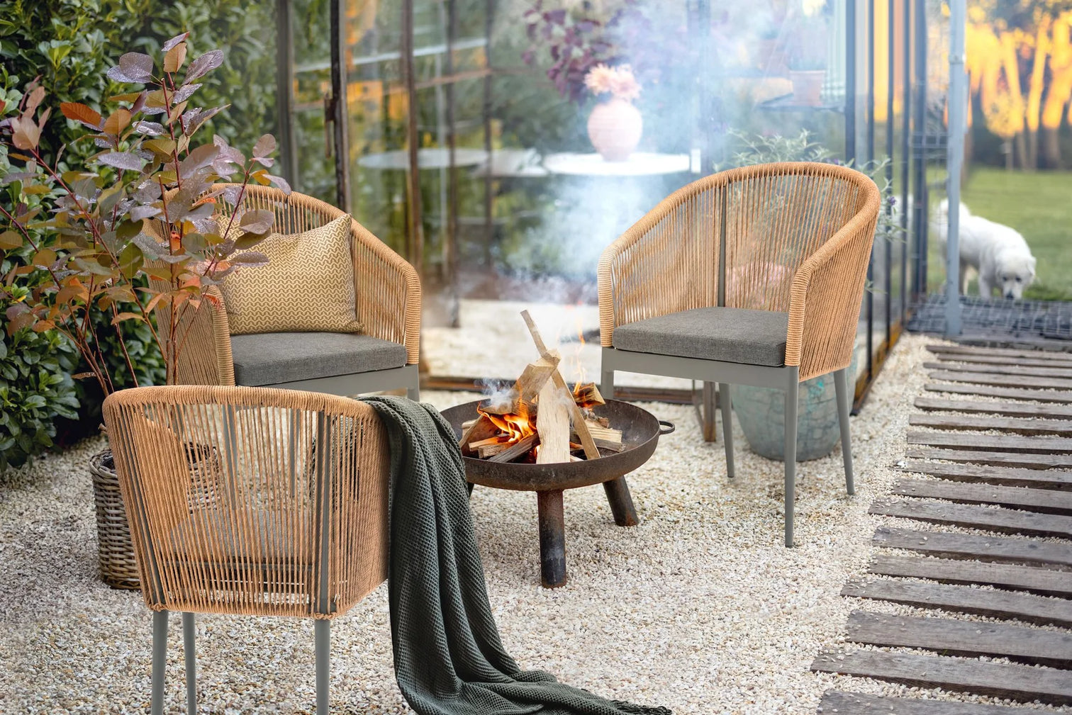 
High-quality, stackable garden chair "Amigo" - Grey / Natural