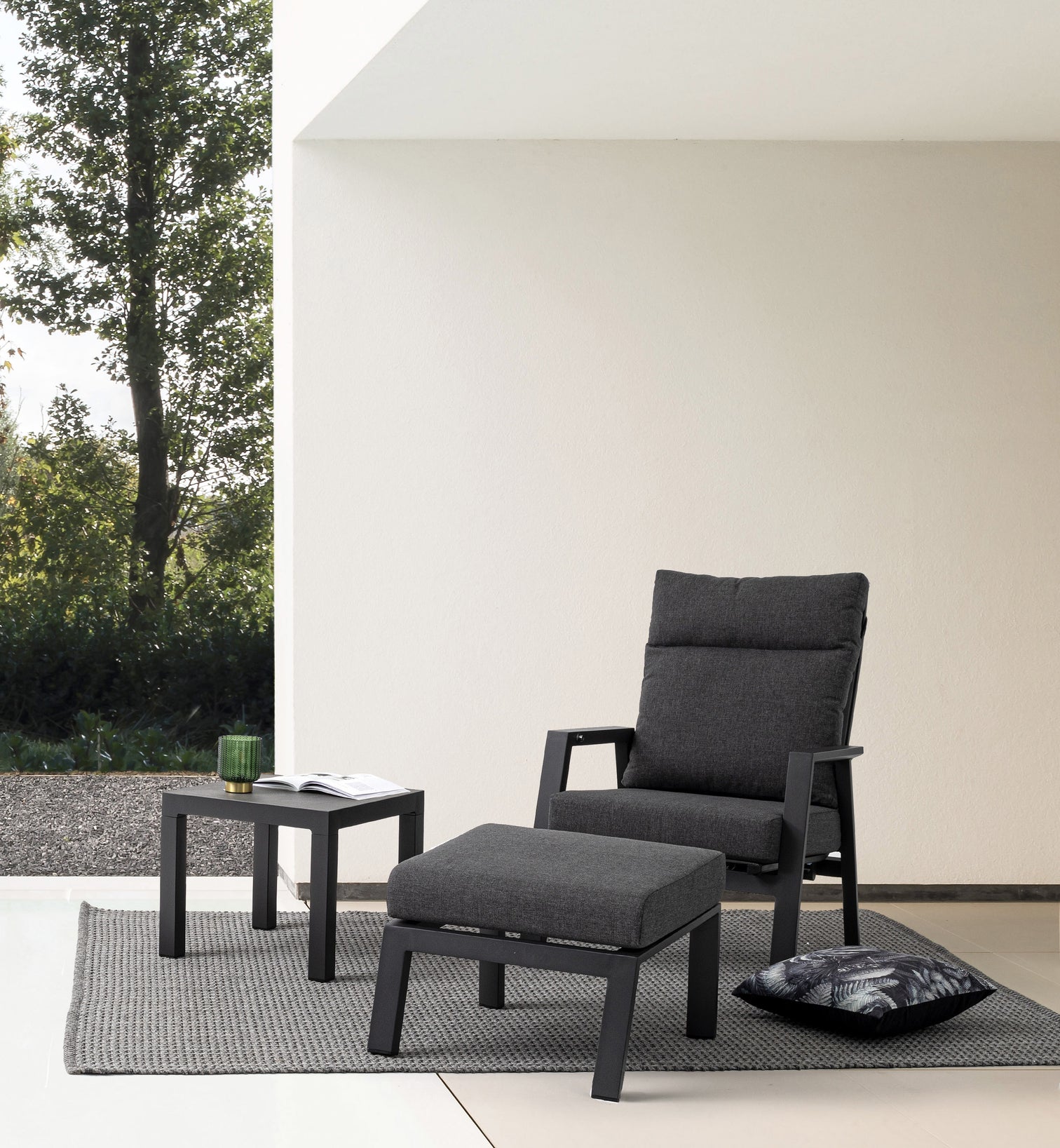 
High-Quality Outdoor Footrest "Kledi" - Frame: Anthracite, Cushions: Dark Grey