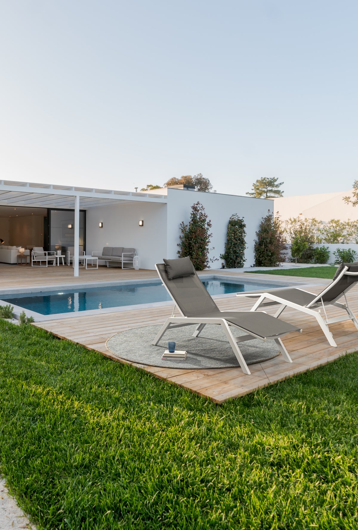 
Hochwertige Outdoor Gartenliege "Krion"
