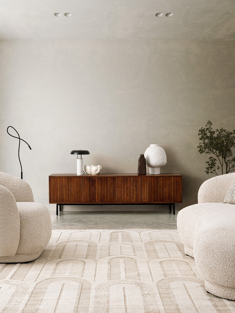 
Mobile basso massiccio di design «Tadita», a 4 ante
