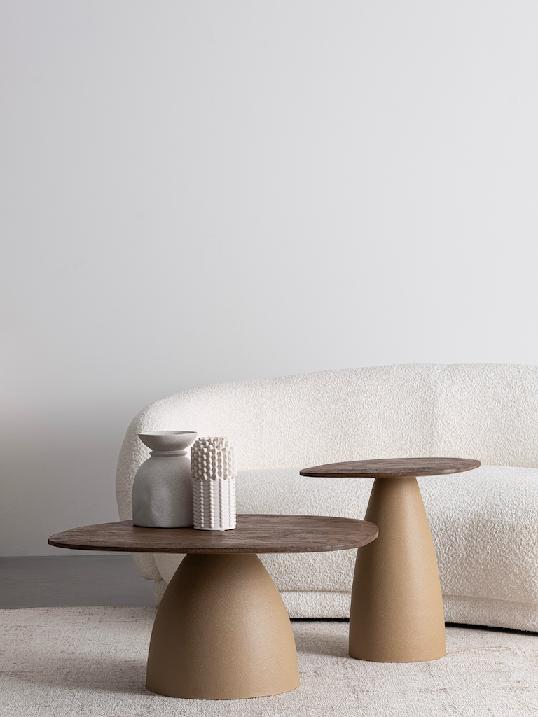 
Asymmetrischer, massiver Design Couchtisch „Stanley“ - Natural / Beige / Ø 86 cm
