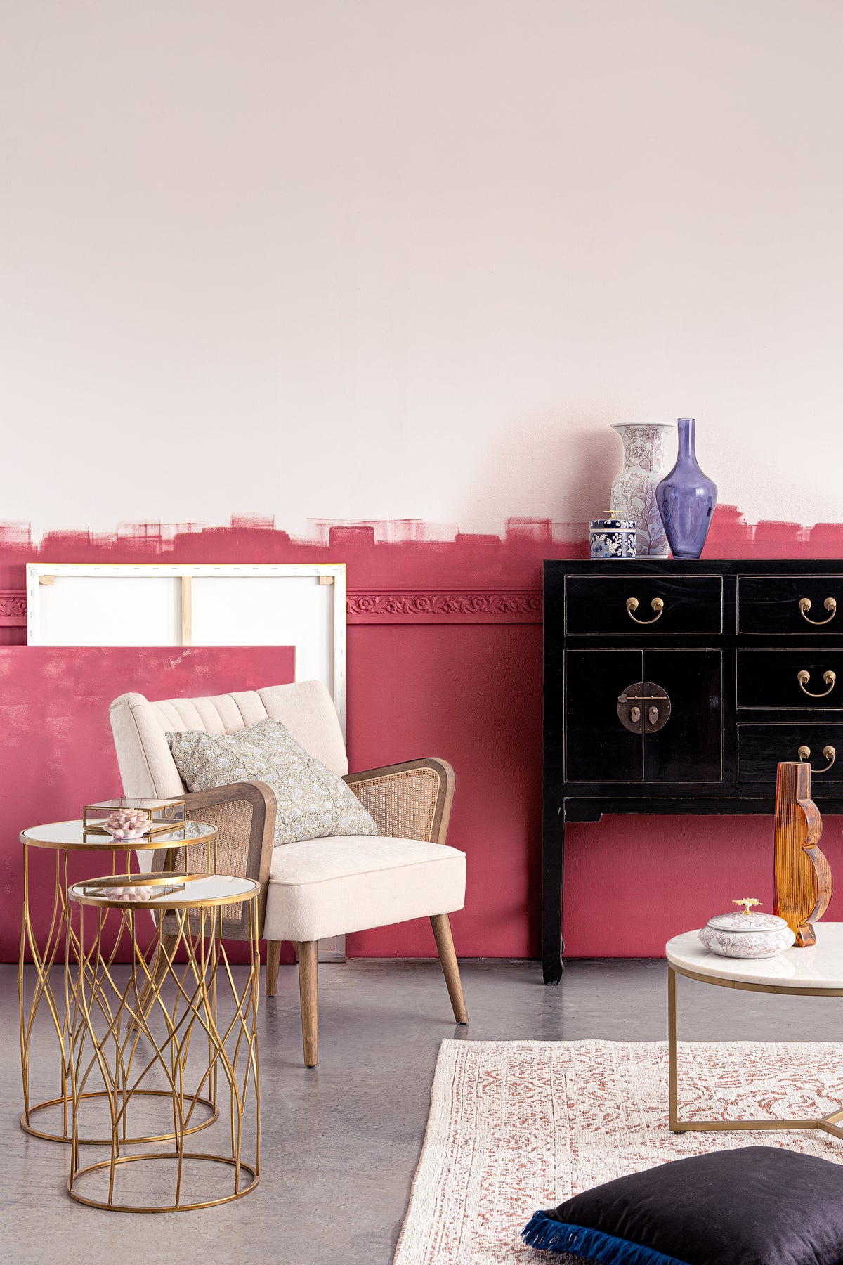 
Poltrona di design rétro massiccia «Virna» - Avorio