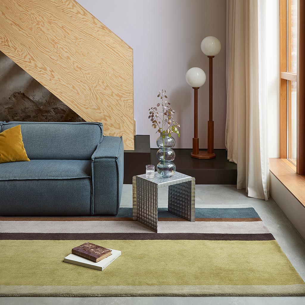 
Handgetufteter Designer Wollteppich „Linear Retro“, verschiedene Grössen - 140 x 200 cm