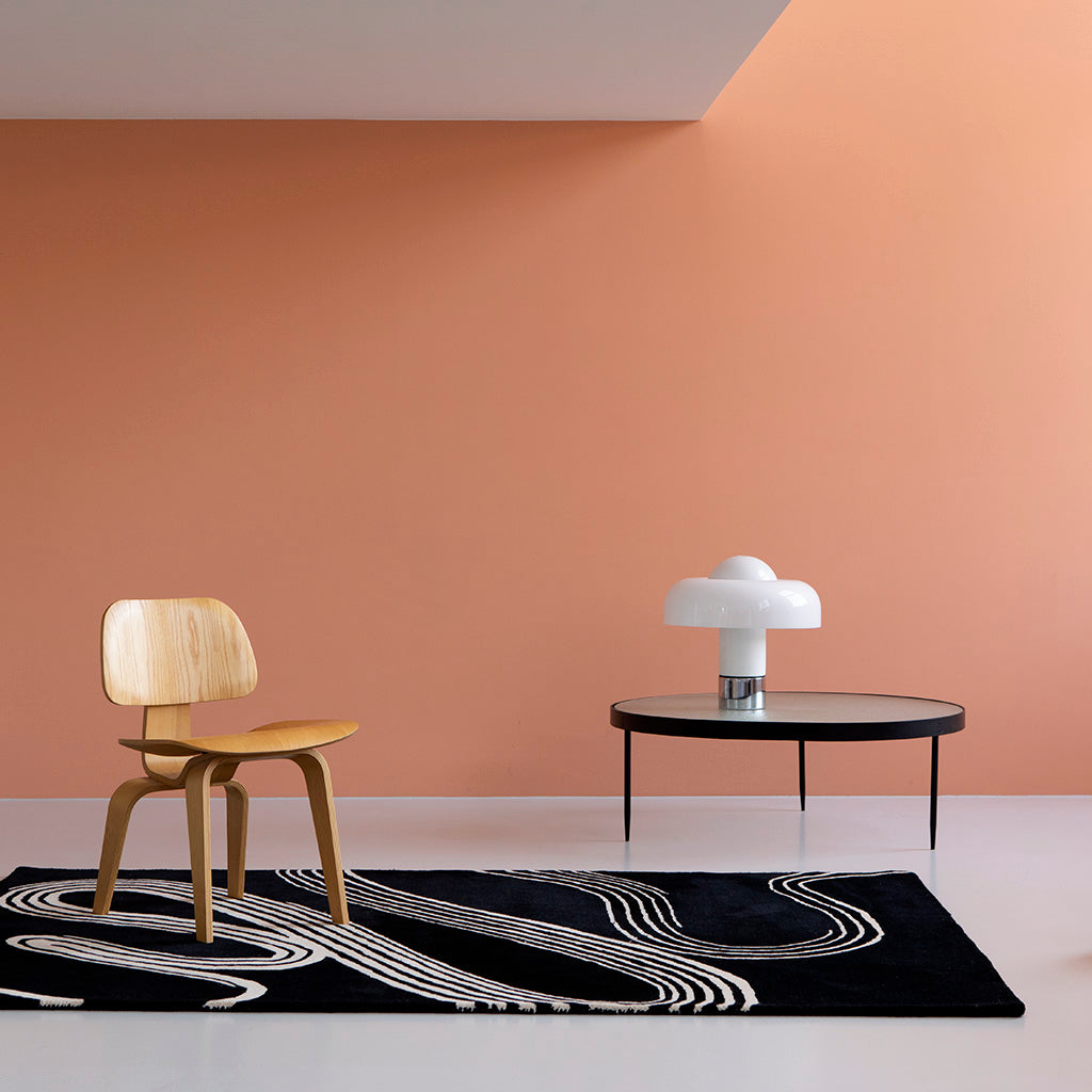
Designer Teppich „Decor Flow“ - handgetuftet, aus 100% reiner Schurwolle - 140 x 200 cm / Caviar