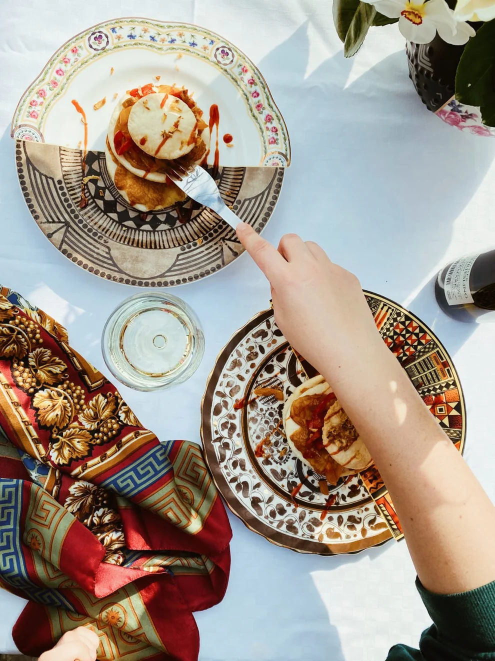 
Assiette plate design « Hybrid Hybio » en porcelaine