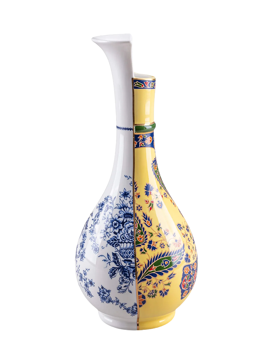 
Hand-painted "Hybrid Chunar" designer vase made of porcelain
