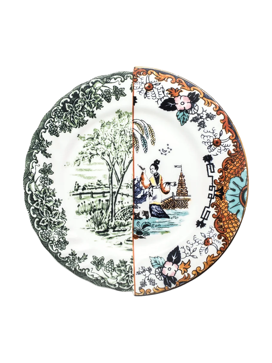 
Assiette plate design « Hybrid Ipazia » en porcelaine