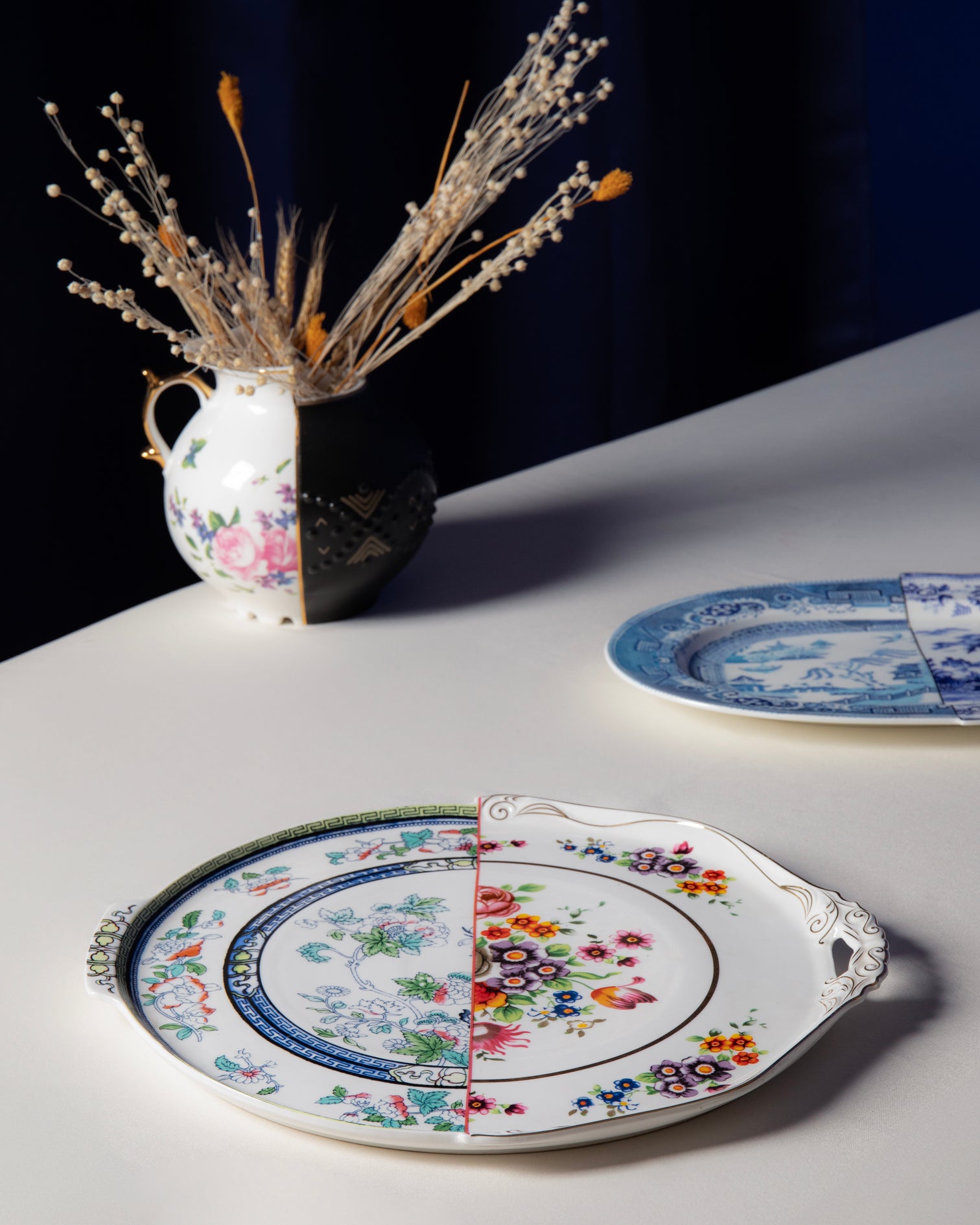 
Designer Serving Platter "Hybrid Dorotea" made of Porcelain