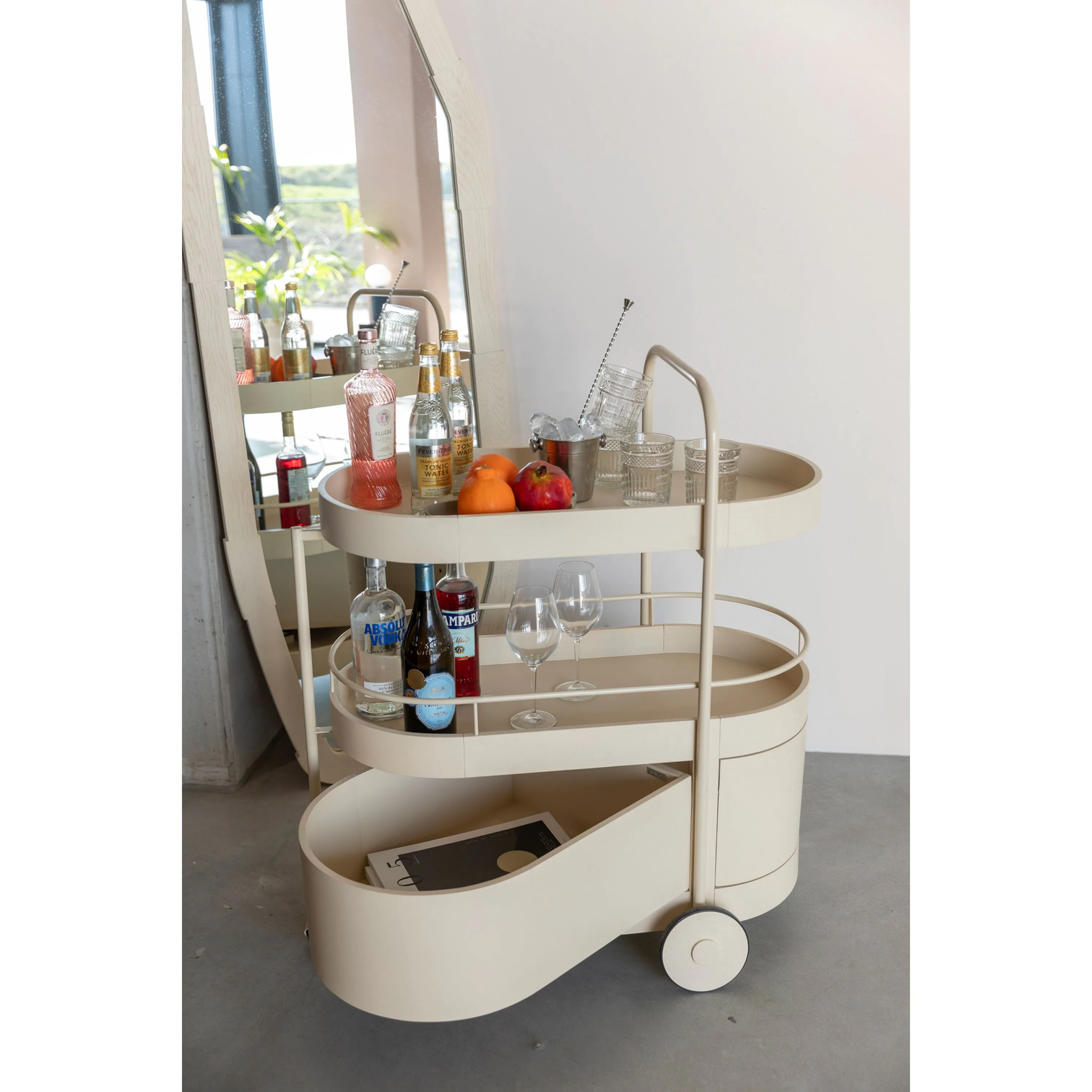 
Grand chariot de service design « Wim »