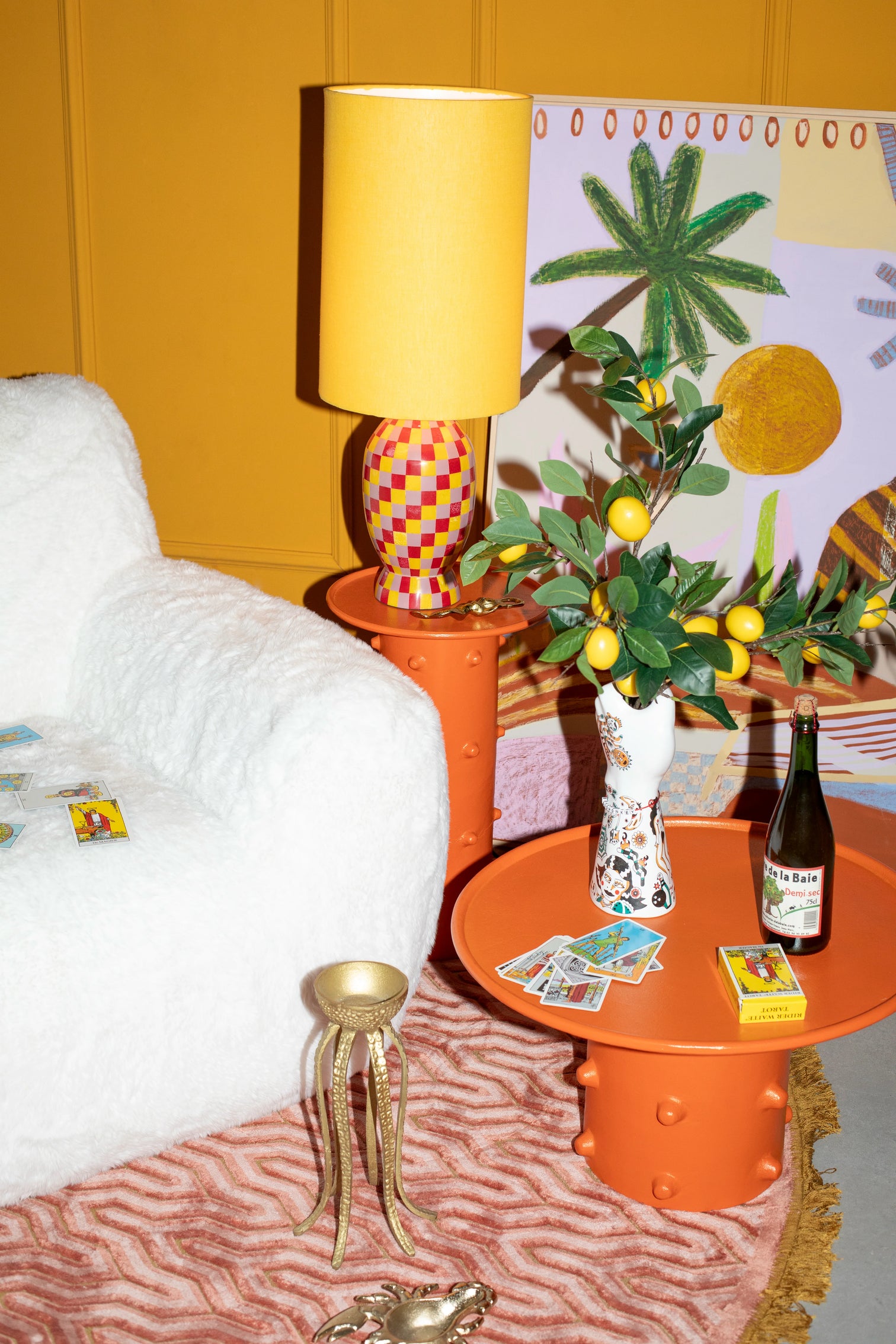 
Designer side table "Pinch me"