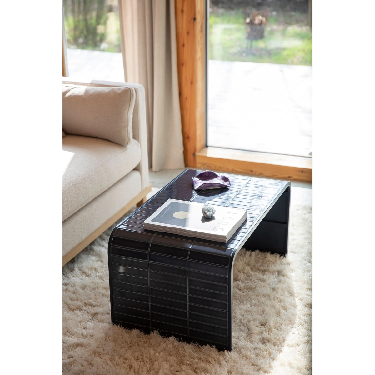 
Design Couchtisch „Tiles“ aus Keramik - Blau