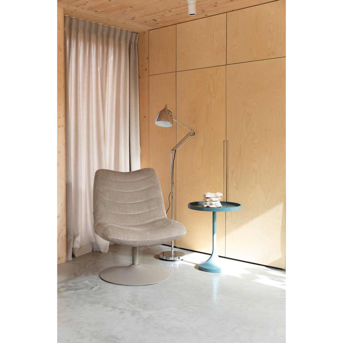 
Lampada da terra di design «Reader»