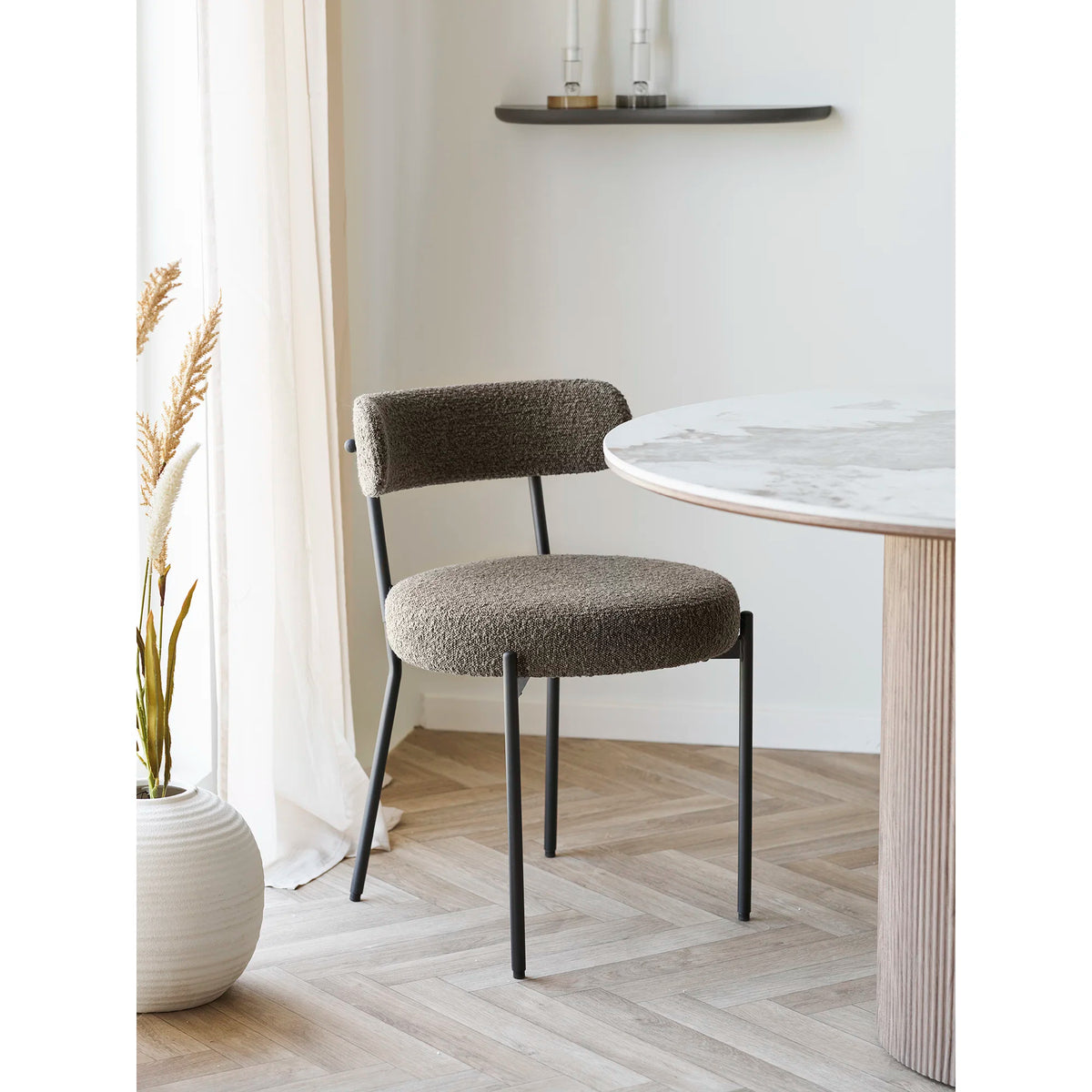 
Sedia da pranzo di design «Badalona» - Bouclé Marrone