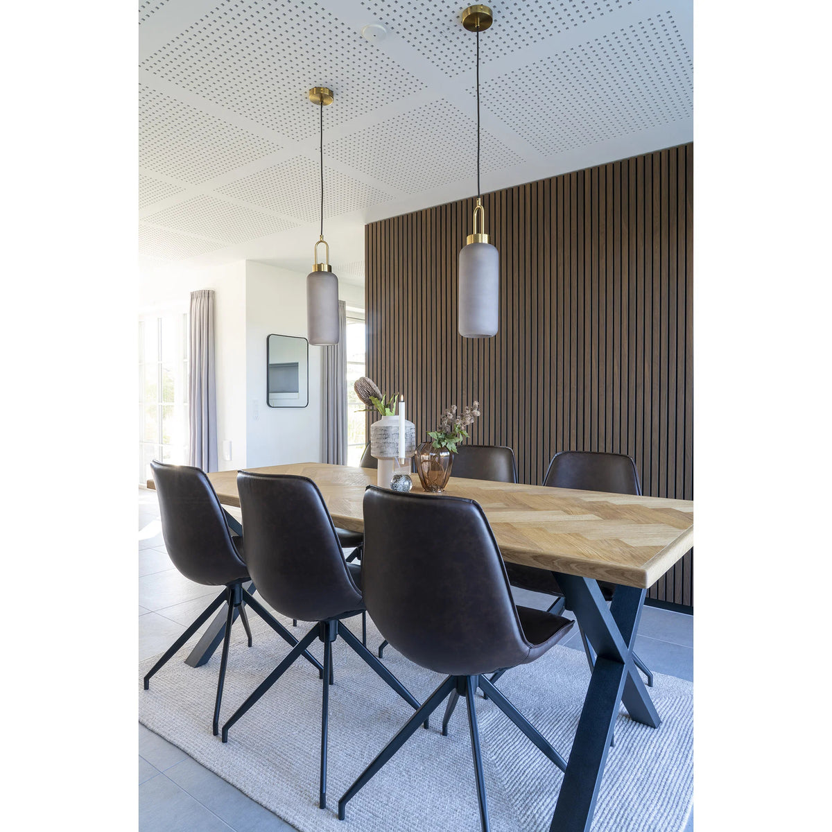 
Sedia da pranzo «Monaco» girevole a 360° - Ecopelle marrone scuro