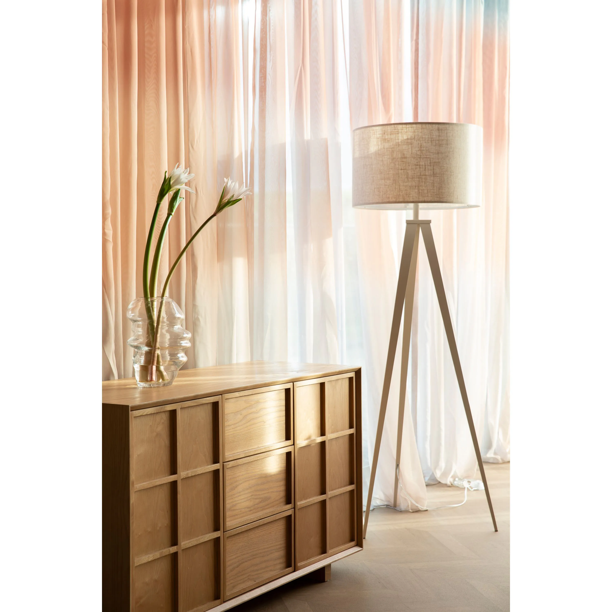 
Lampadaire design « Tripod », différentes couleurs - Beige