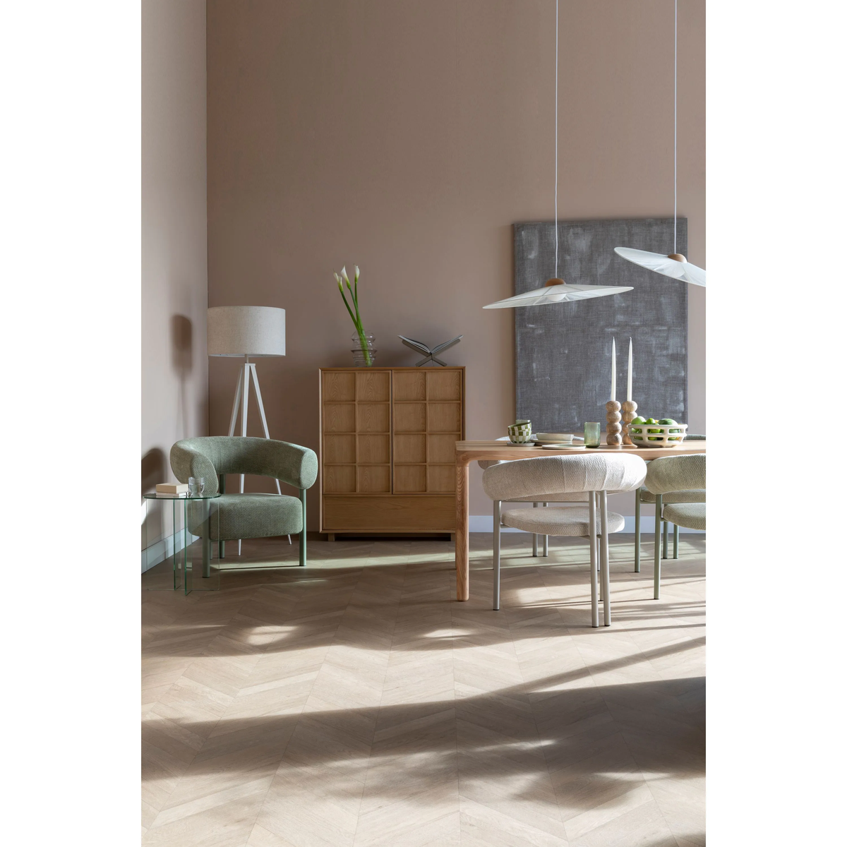 
High-quality designer armchair "Heels" - Beige