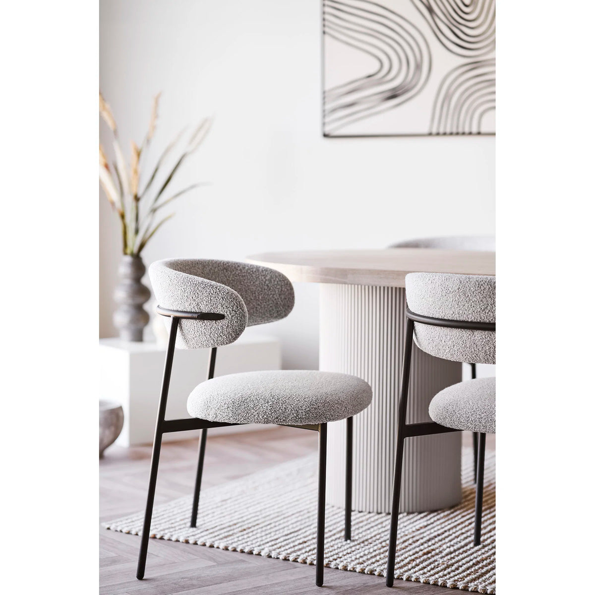 
Sedia da pranzo di design «Mára» - Bouclé color sabbia