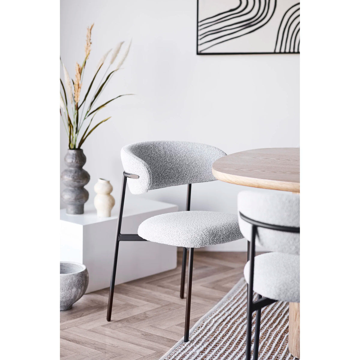 
Sedia da pranzo di design «Mára» - Bouclé color sabbia