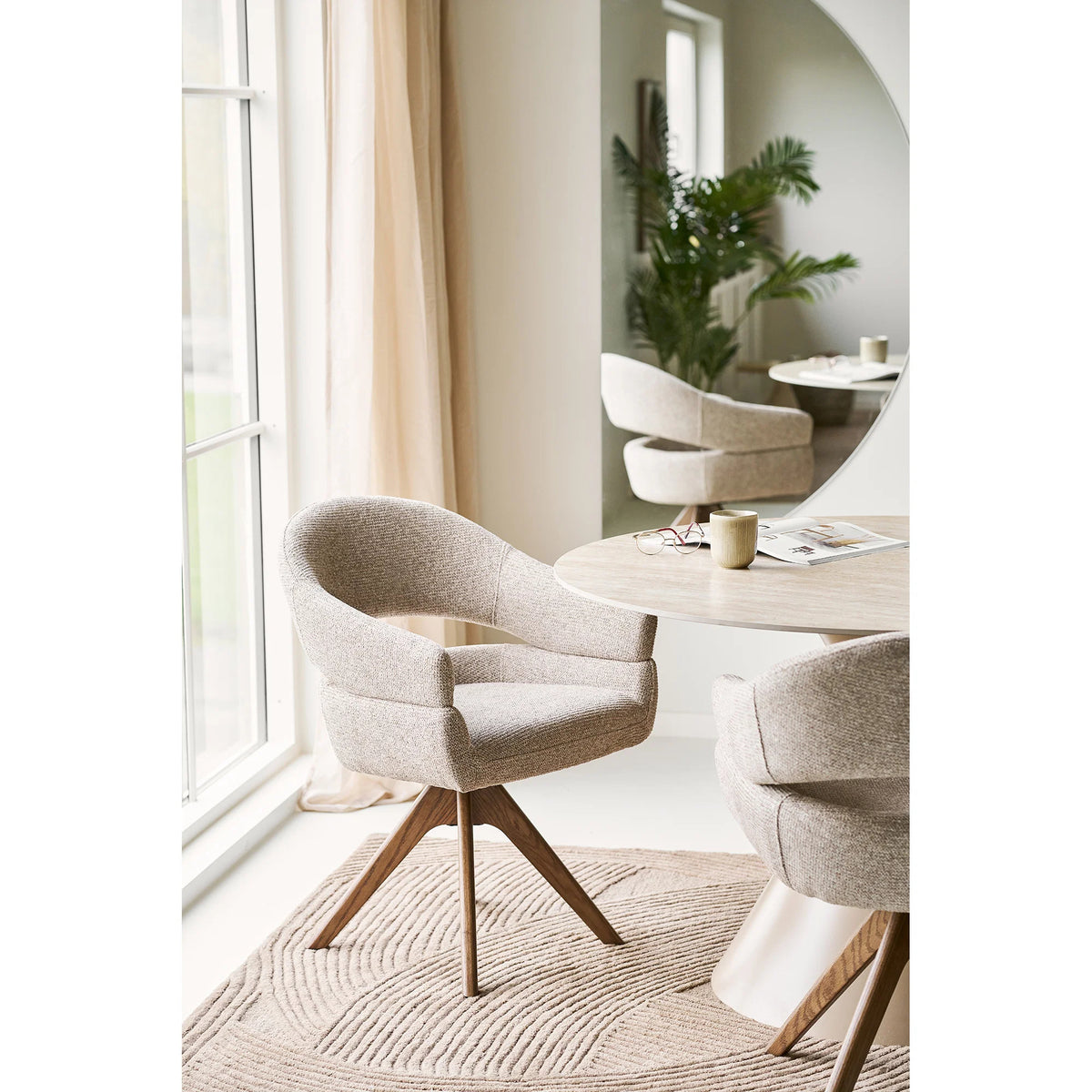 
Sedia da pranzo di design «Dover» girevole a 180° con braccioli - Rovere Marrone scuro / Beige