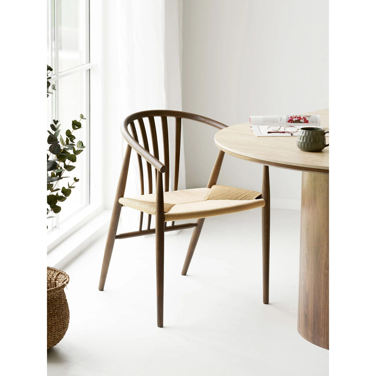 
Sedia da pranzo in legno massello «Agustin» con braccioli - Rovere Marrone scuro / Beige
