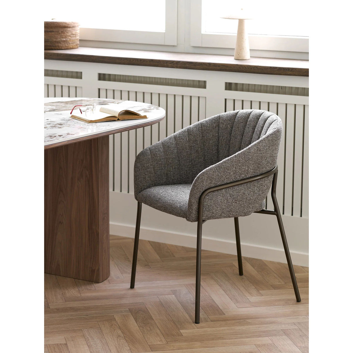 
Sedia da pranzo di design «Costa» con braccioli - Nero / Grigio scuro