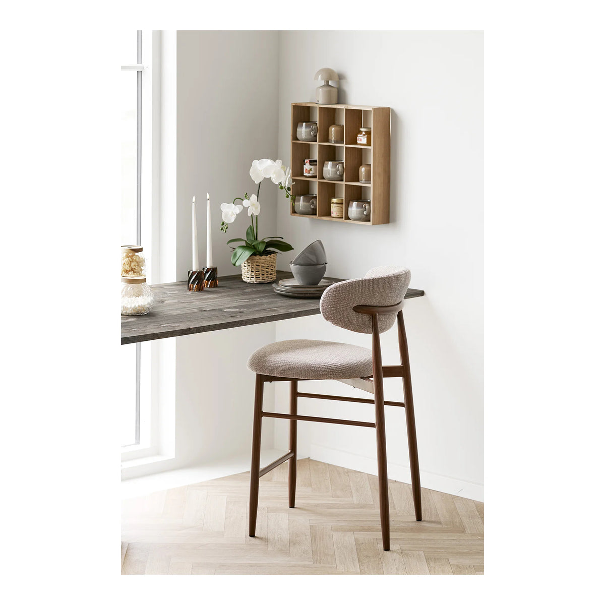 
Sgabello da bar di design «Levanto» - Noce / Beige