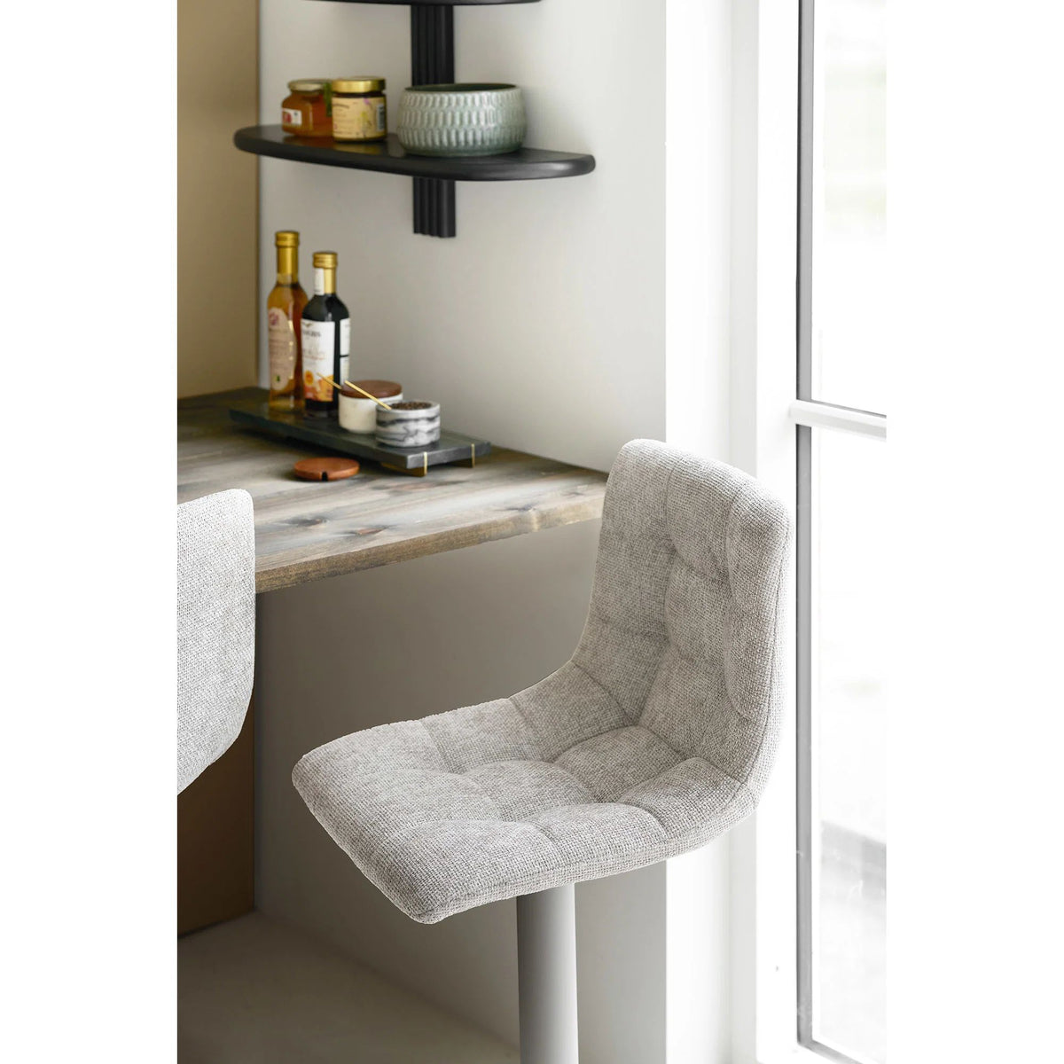 
Sgabello da bar di design «Middelfart» regolabile in altezza - Gamba: Grigio chiaro, seduta: Grigio chiaro