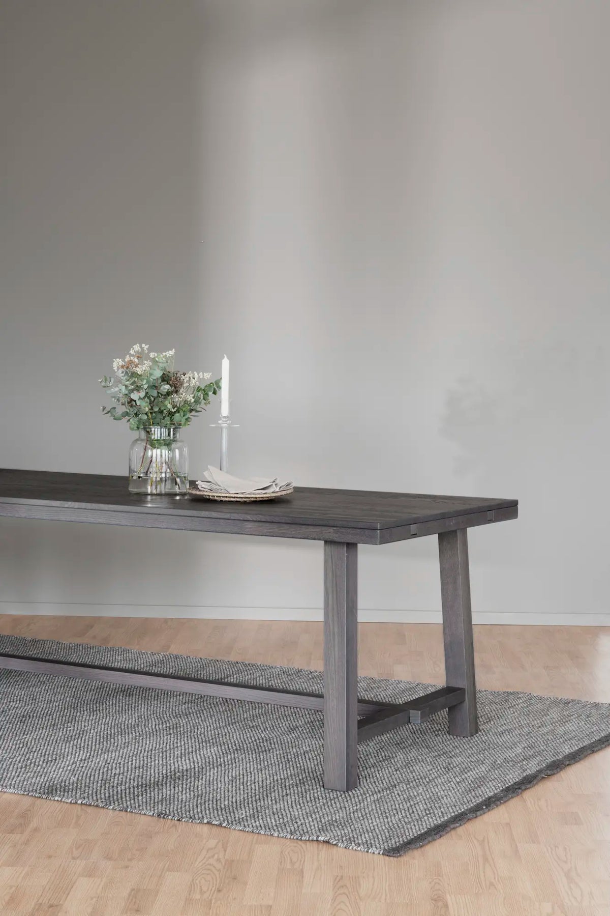 
Table de salle à manger extensible "Brooklyn II" en chêne massif, 170-270 x 95 cm - Marron foncé - 170 x 95 cm