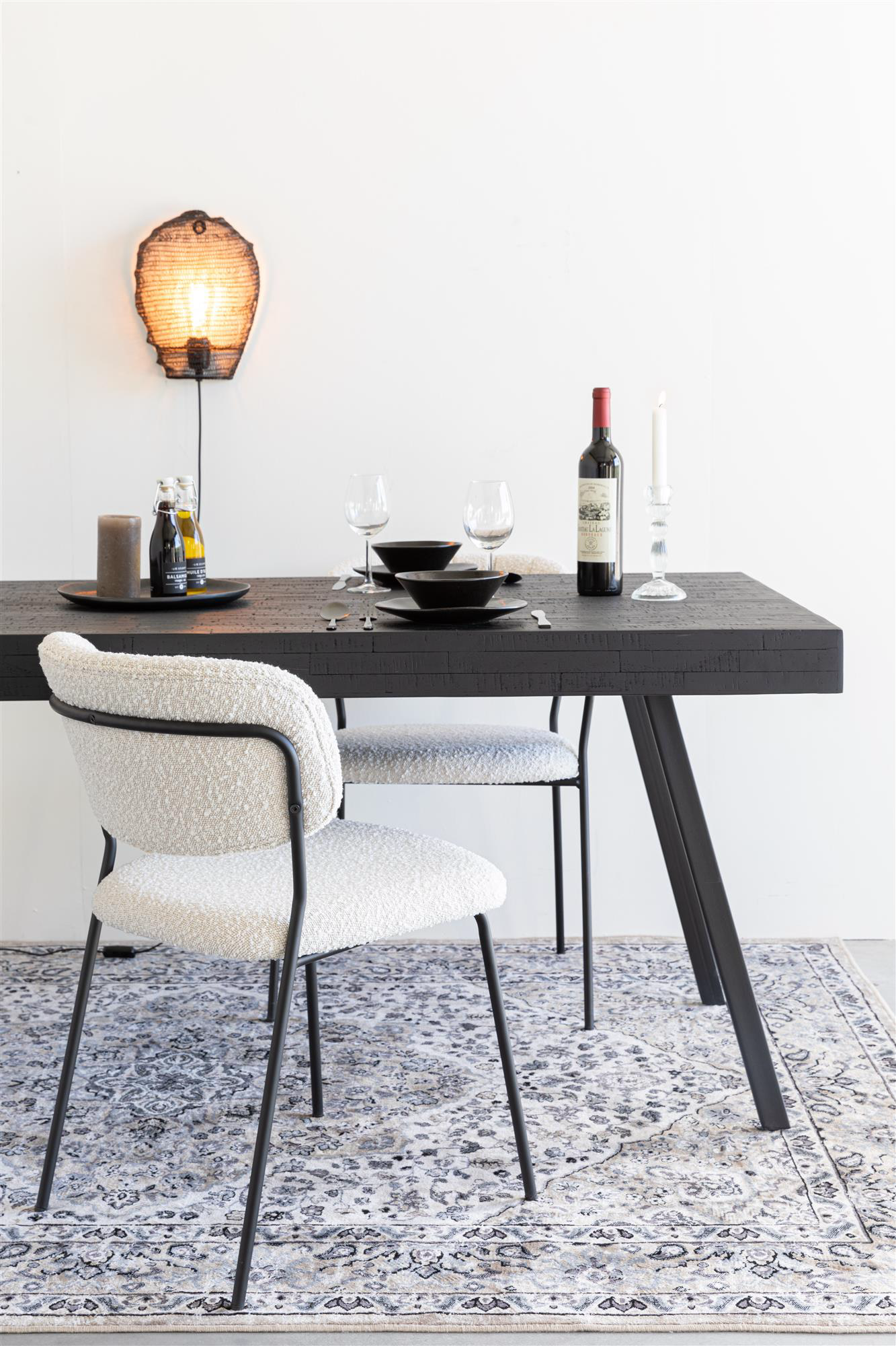
High-Quality Dining Chair "Jolien" - Black / White Boucle