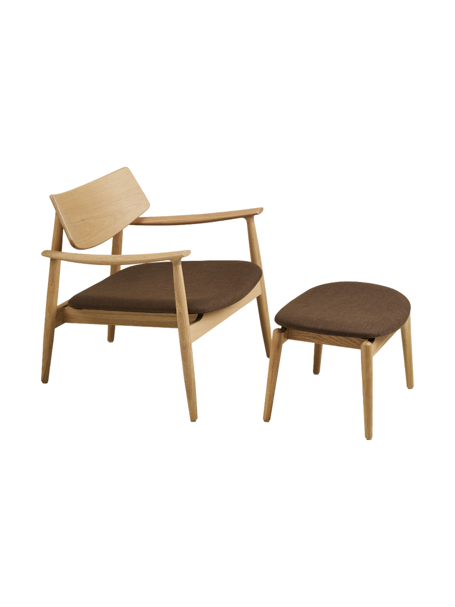 
Fauteuil lounge design en bois massif « Olvera » avec repose-pieds