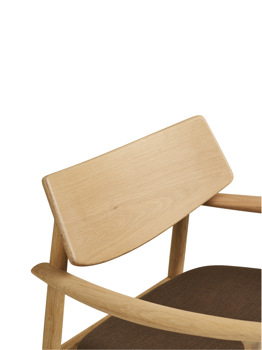 
Fauteuil lounge design en bois massif « Olvera » avec repose-pieds