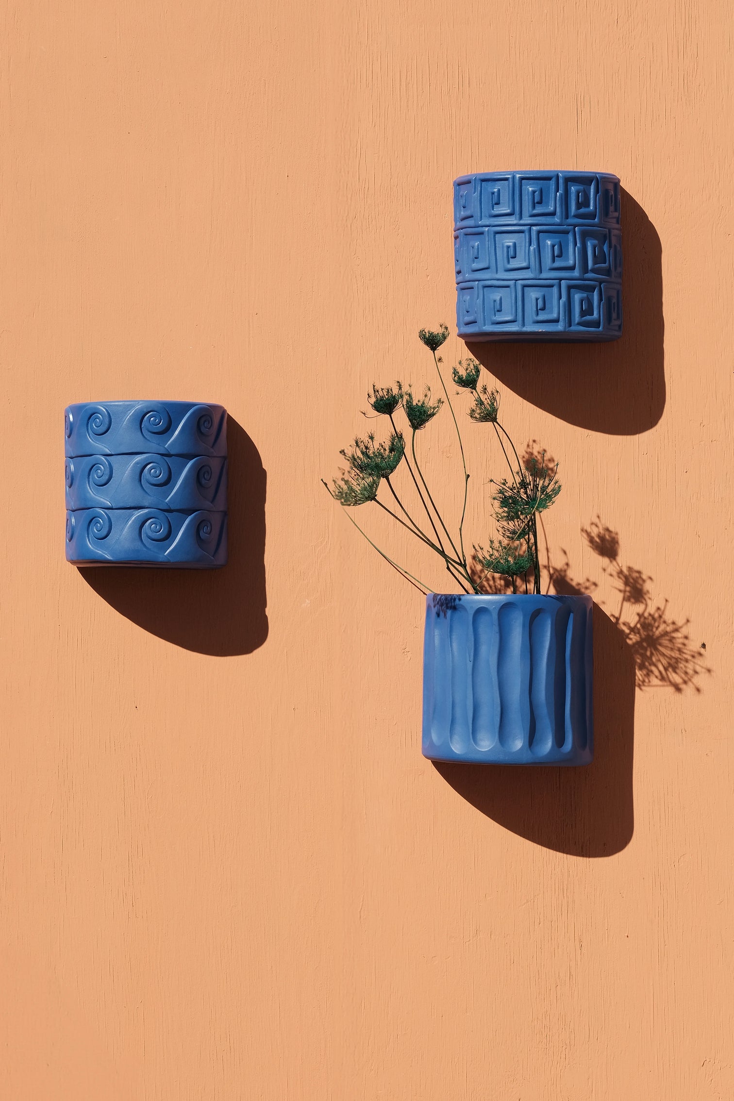 
Indoor & Outdoor Design Wall Planter "Magna Graecia Dorico" - Blue