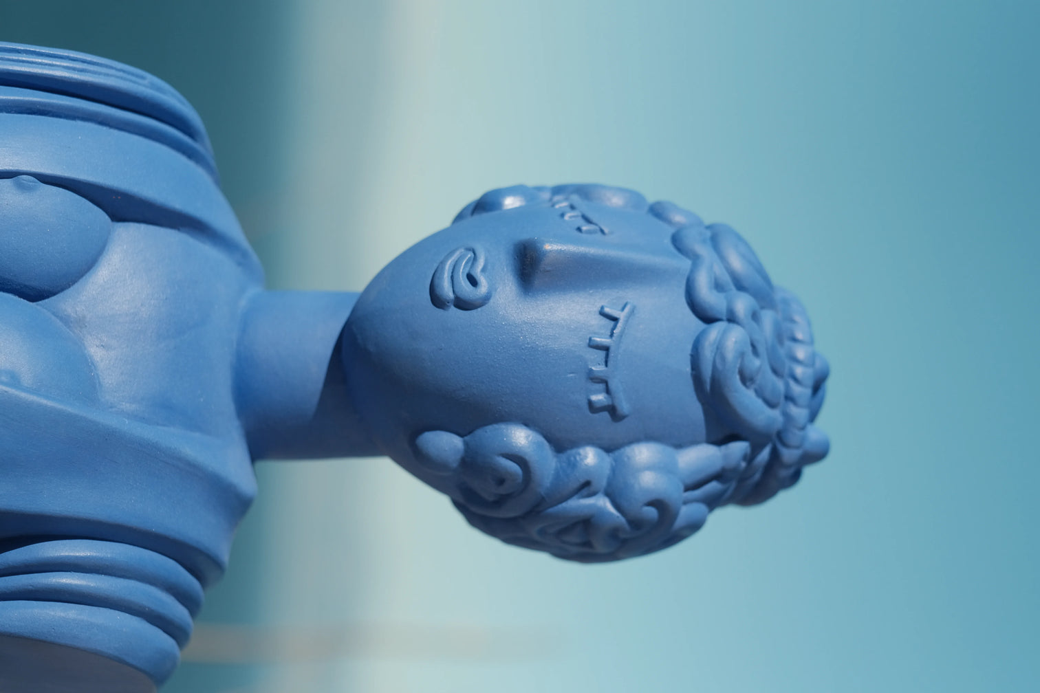 
Indoor & Outdoor Design Bust "Magna Graecia Poppea" - Blue