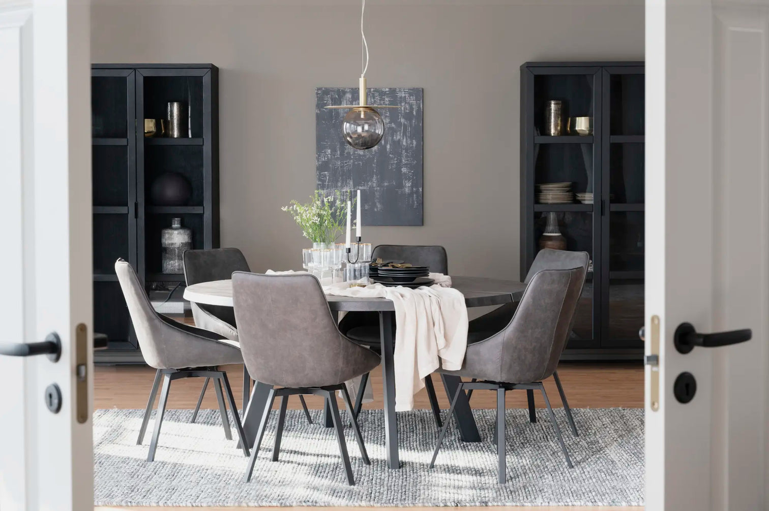
Solid wood round dining table "Fred" Ø 160 cm - Dark Brown Oak