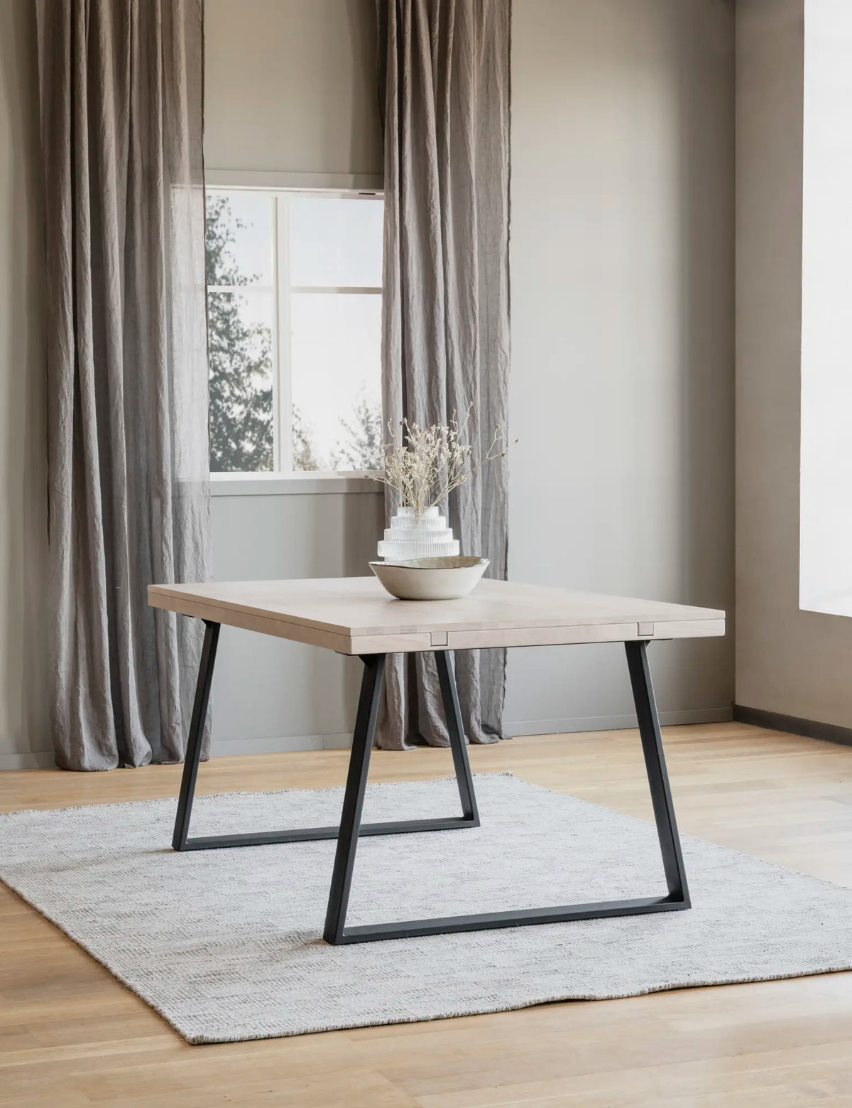 
Ausziehbarer Esstisch „Brooklyn“ aus massiver Eiche, 170-270 x 95 cm - Eiche hell - 170 x 95 cm