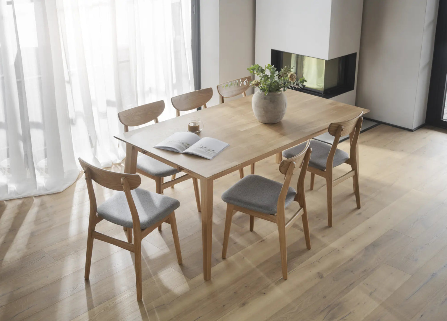 
Chaise design « Rodham » en chêne massif - Chêne naturel