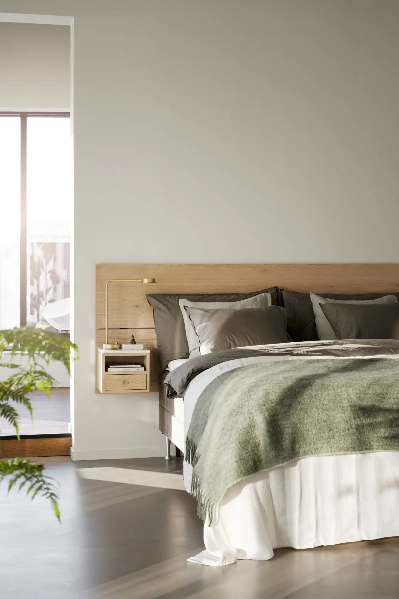 
Tête de lit en bois massif « Whitemore » avec 2 tables de chevet - Chêne naturel