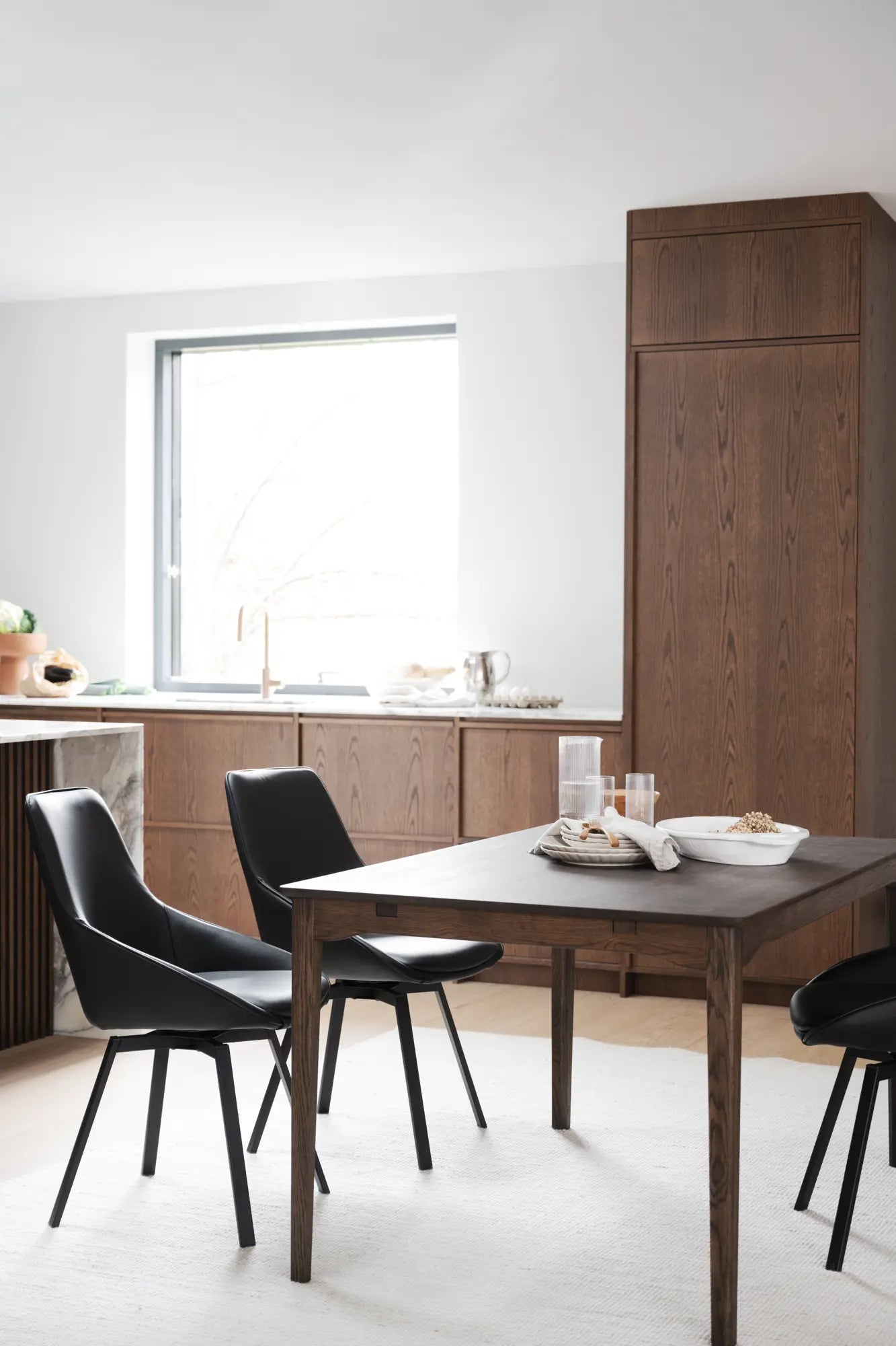 
Extendable Solid Wood Dining Table "Markham", 140-230 x 90 cm - Dark Brown Oak - 140 x 90 cm