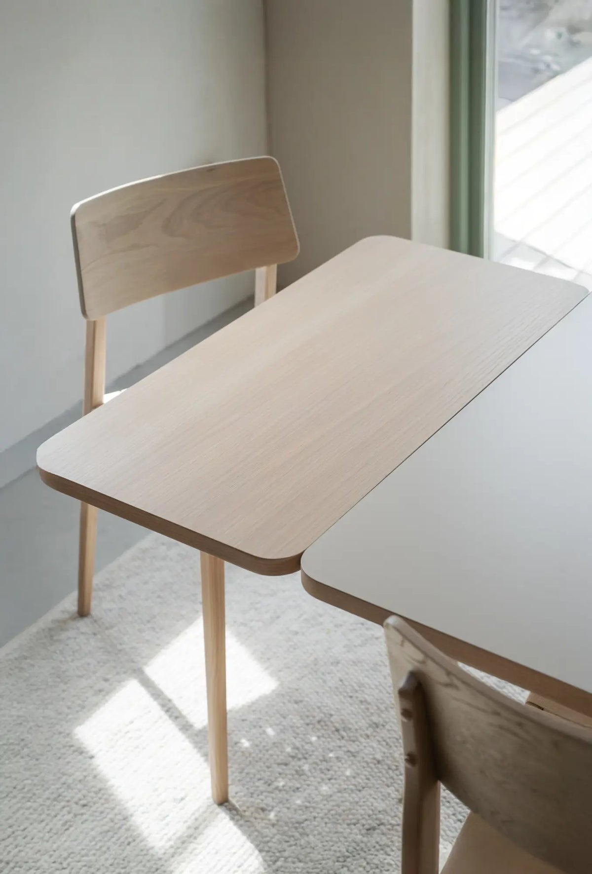 
Ausziehbarer Esstisch „Fairmont“, 220-310 x 95 cm - Eiche hell - Mit zwei Verlängerungsplatten, 310 x 95 cm