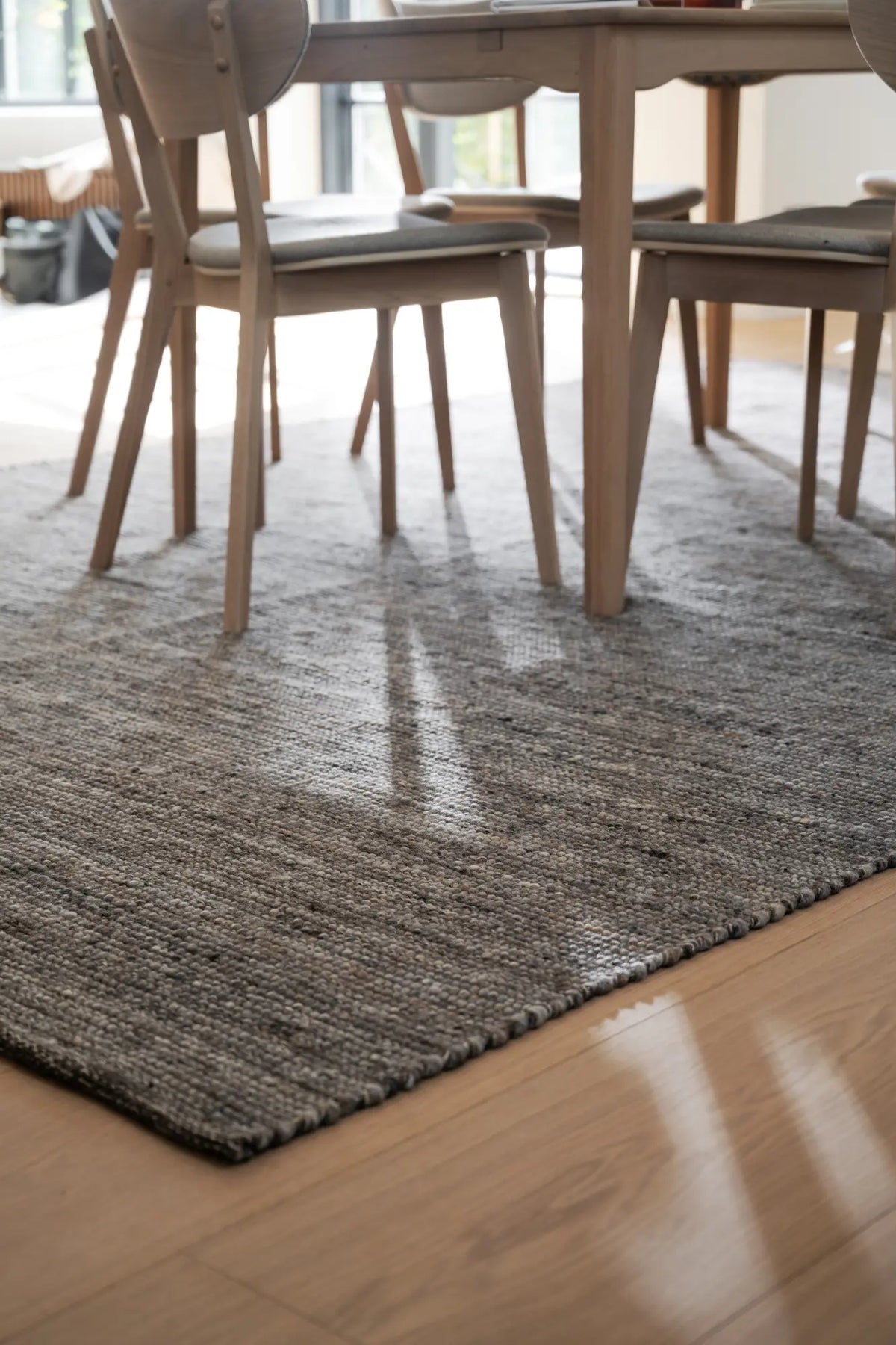 
Handgeknüpfter, hochwertiger Wollteppich „Donegal“ 240 x 340 cm - Beige