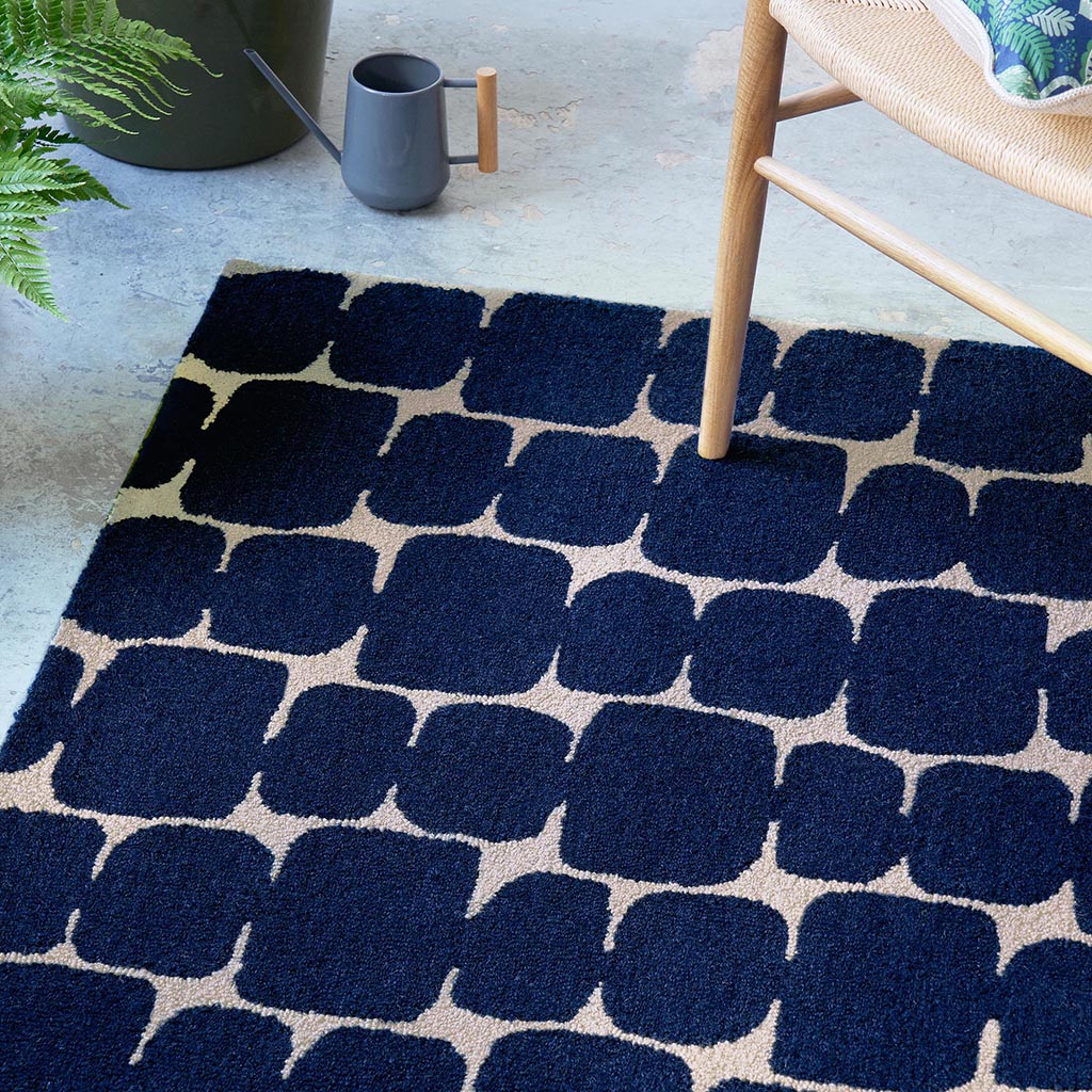 
Tapis design en laine « Little Lohko » - tufté à la main - 160 x 230 cm / Indigo