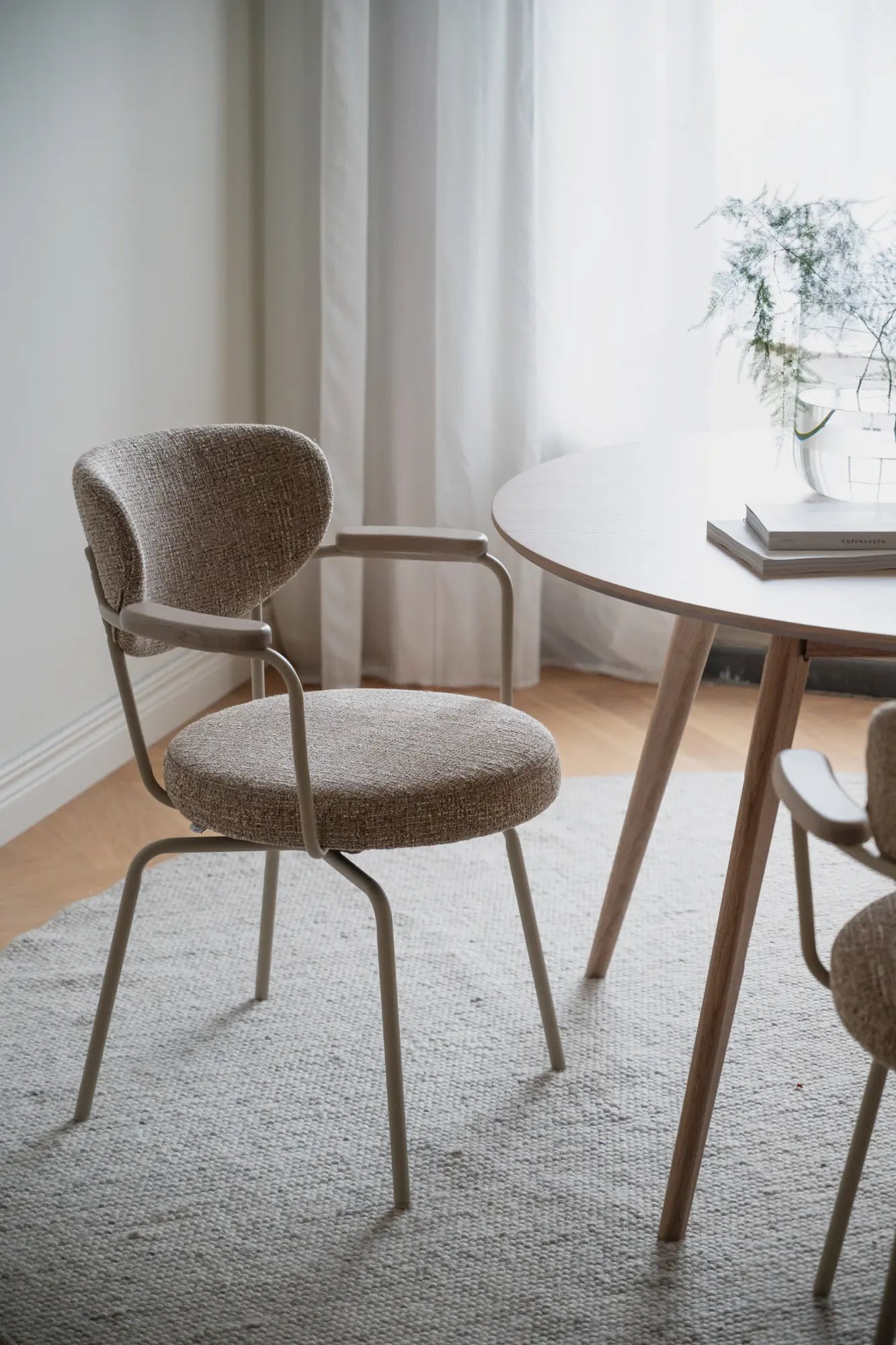 
360° Swivel Designer Armchair "Merrick" - Beige / Beige