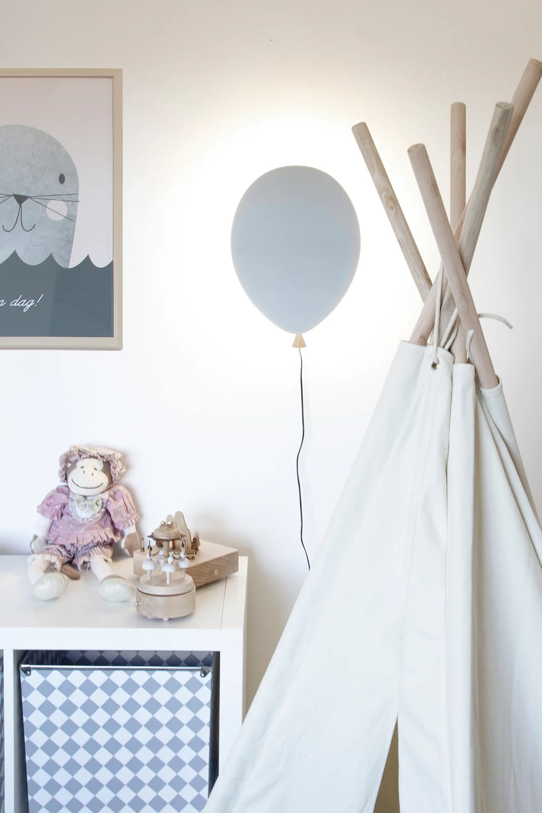 
LED Design Wandlampe „Balloon“ - Grau