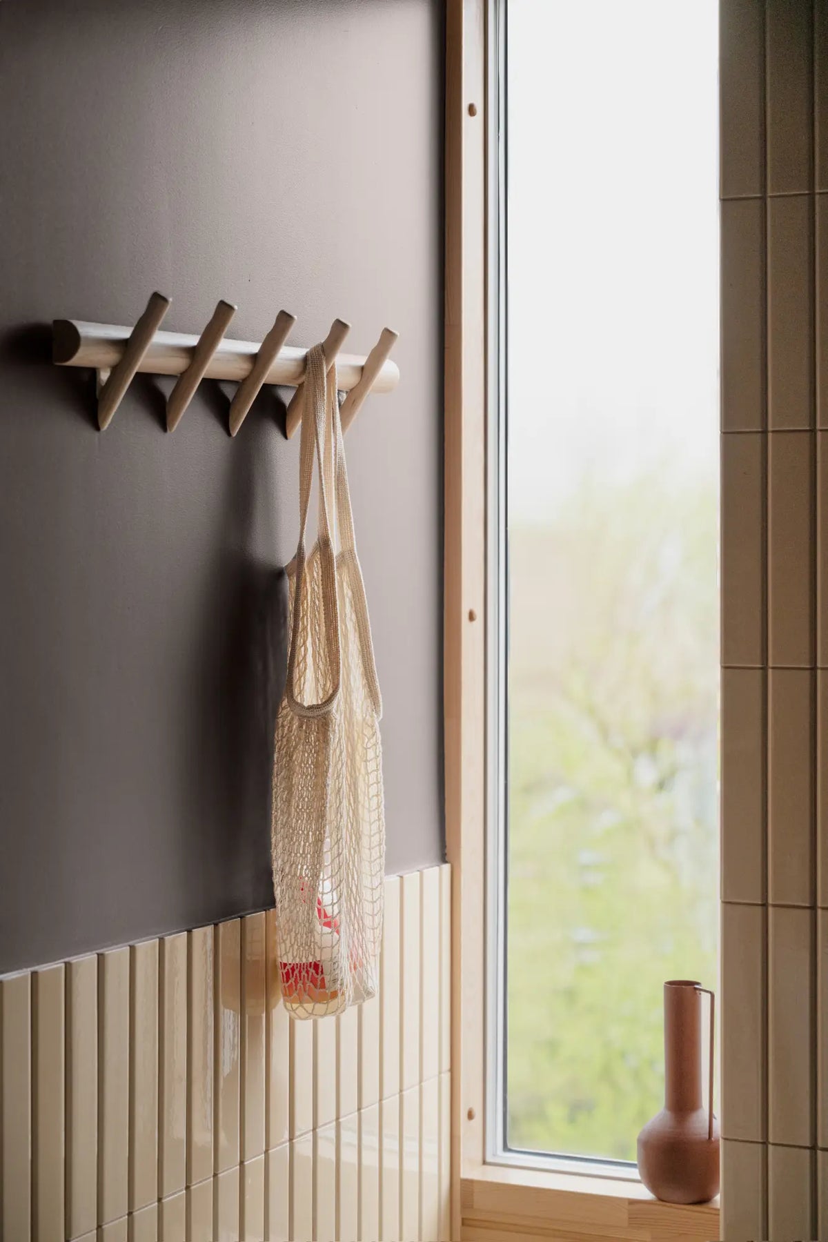 
Appendiabiti da parete in legno massello di rovere «Hillmond» - Rovere chiaro