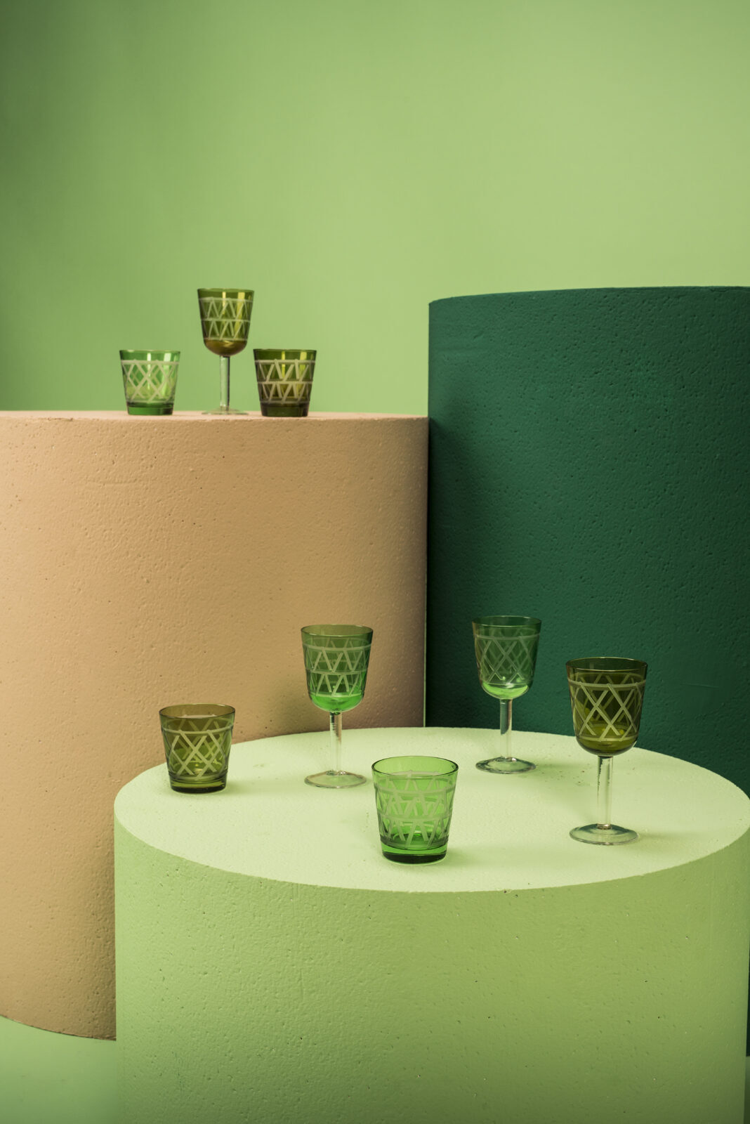 
"Tie Up" Design Wine Glass Set (4 Pieces)