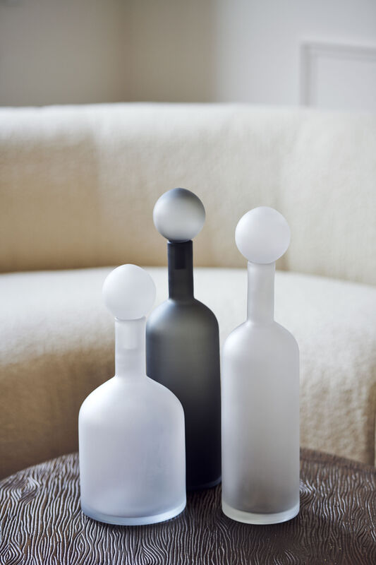 
4-piece set "Bubbles & Bottles" - Black & White