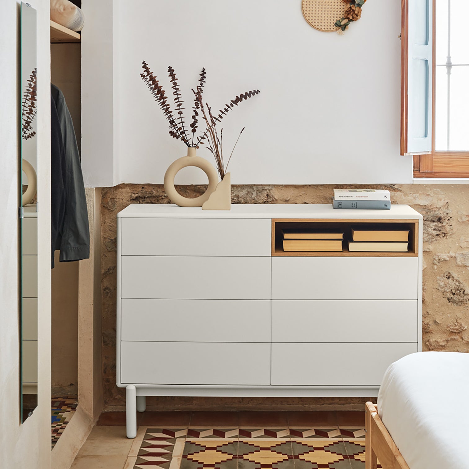 
Commode design « Corvo » - Crème