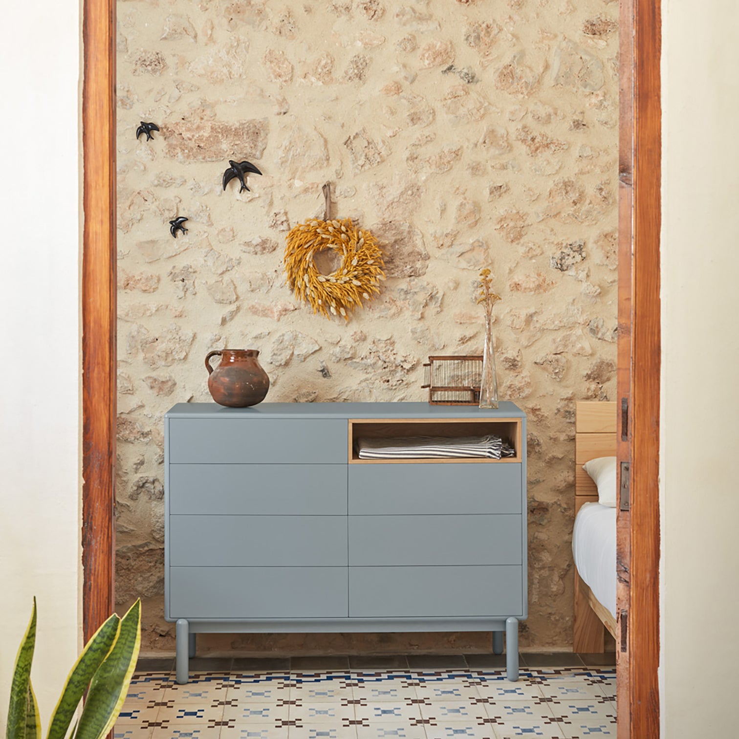 
Commode design « Corvo » - Gris perle