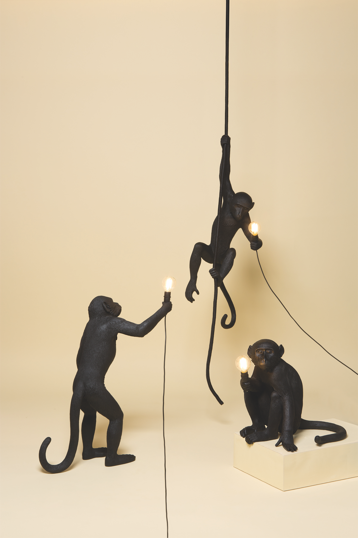 
LED Designer Wall Lamp "The Monkey Lamp Hanging" - Black / left version